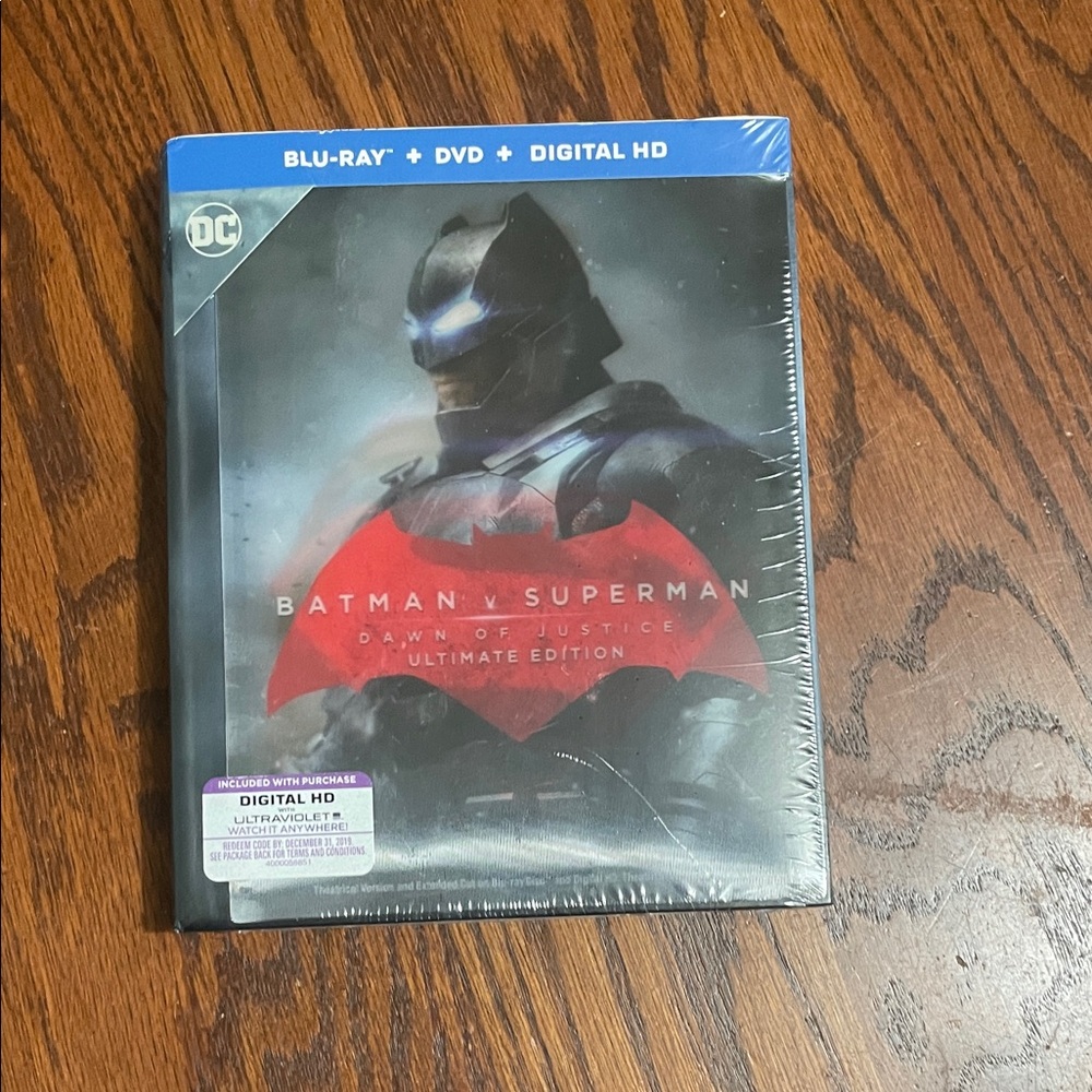 DC Batman v Superman: Dawn of Justice Ultimate Edition - Black & Red. Sealed
